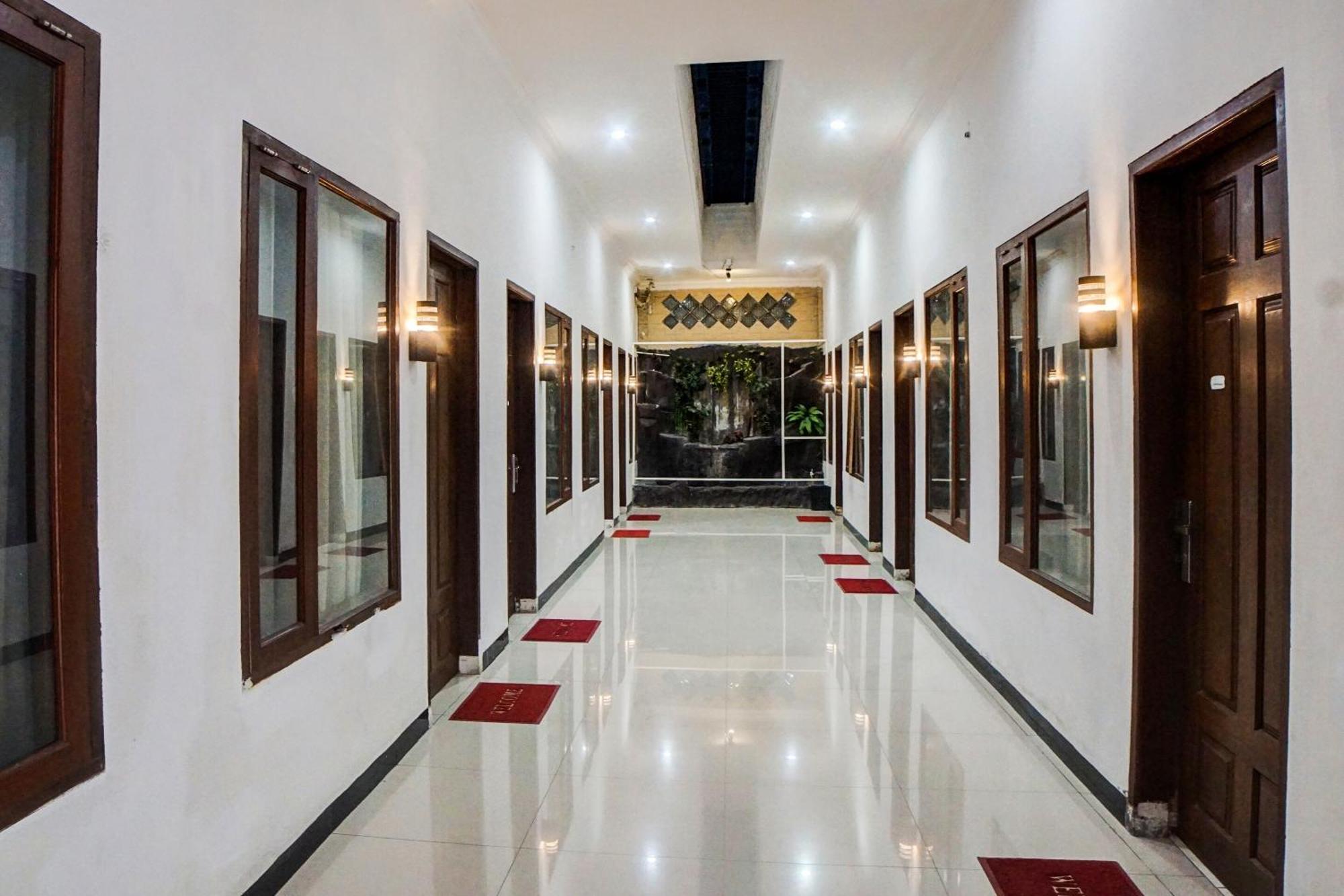 Oyo 92638 Jr Residence Syariah Medan Ngoại thất bức ảnh