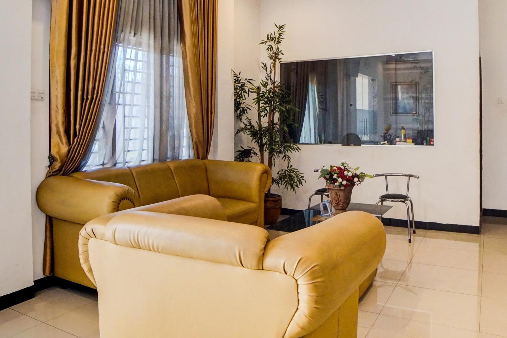 Oyo 92638 Jr Residence Syariah Medan Ngoại thất bức ảnh