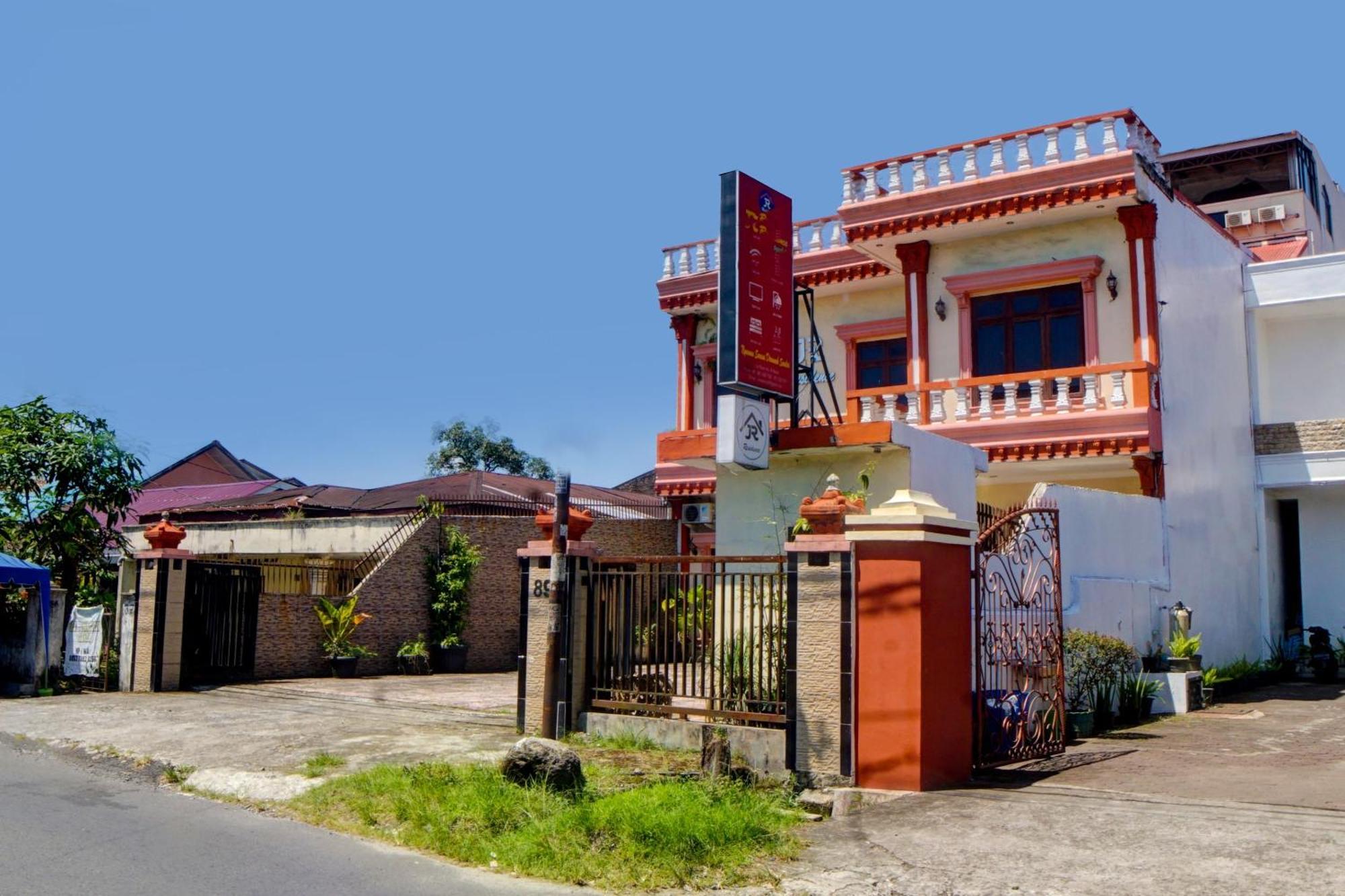 Oyo 92638 Jr Residence Syariah Medan Ngoại thất bức ảnh