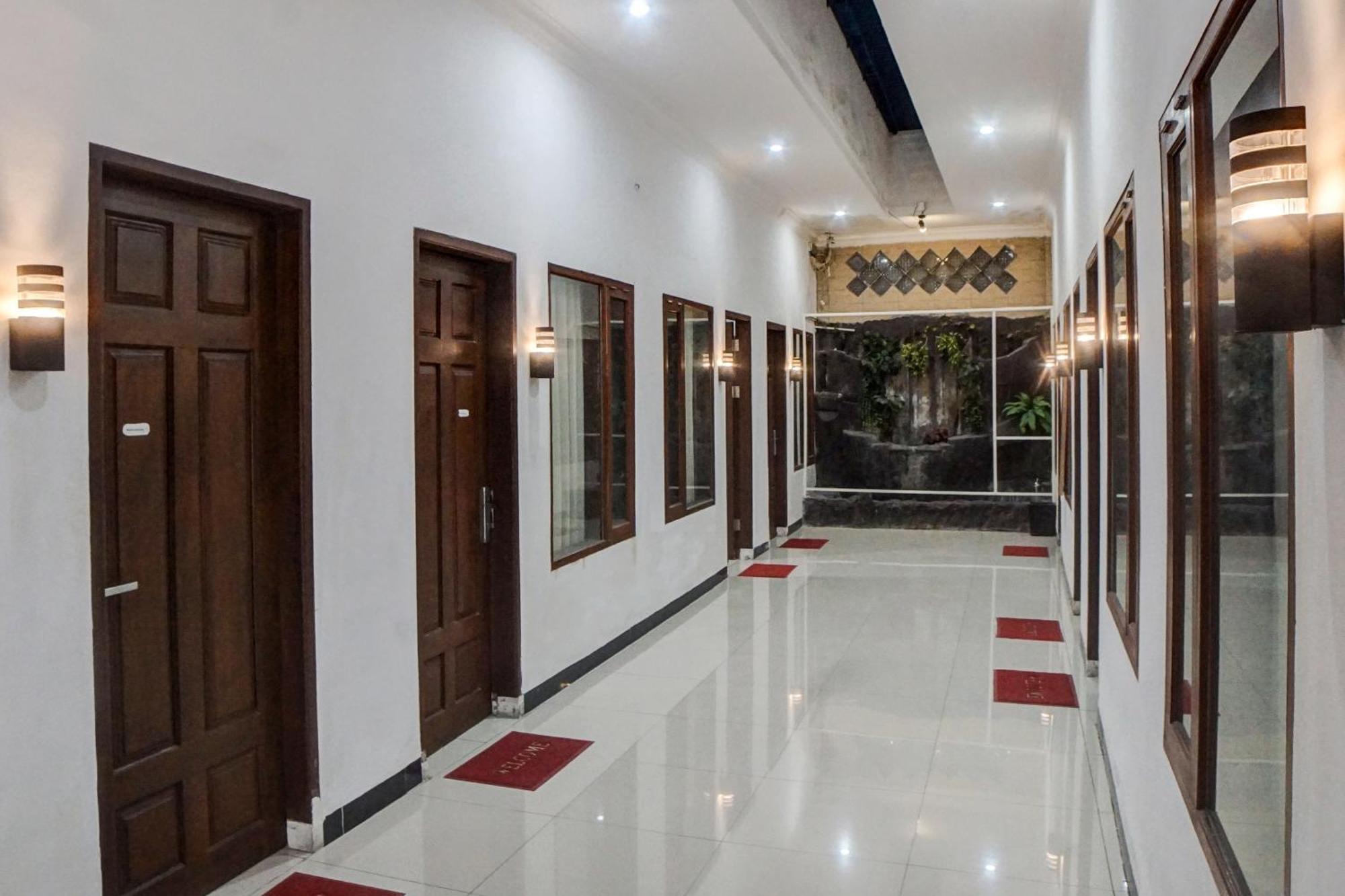 Oyo 92638 Jr Residence Syariah Medan Ngoại thất bức ảnh